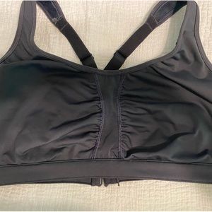 Athleta 38DD adjustable straps sports bra